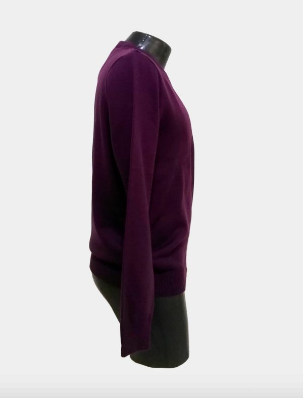 Buzo para hombre morado de lado